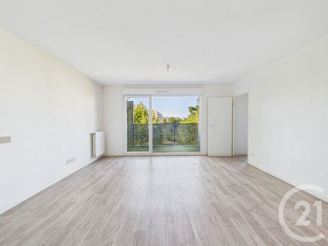 Appartement F2 à vendre - 2 pièces - 44.13 m2 - BAGNEUX - 92 - ILE-DE-FRANCE - Century 21 Far Etoiles