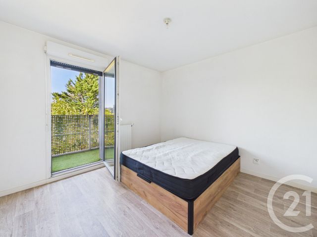 Appartement F2 à vendre - 2 pièces - 44.13 m2 - BAGNEUX - 92 - ILE-DE-FRANCE - Century 21 Far Etoiles