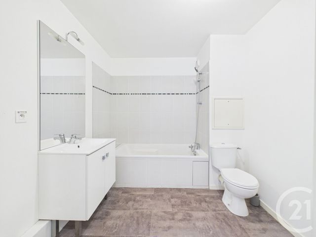 Appartement F2 à vendre - 2 pièces - 44.13 m2 - BAGNEUX - 92 - ILE-DE-FRANCE - Century 21 Far Etoiles