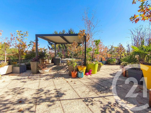 Appartement F4 à vendre - 4 pièces - 109.42 m2 - LE PLESSIS ROBINSON - 92 - ILE-DE-FRANCE - Century 21 Far Etoiles