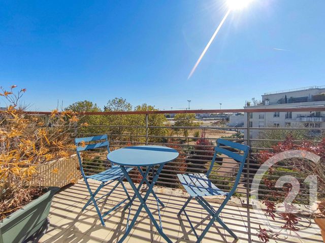 Appartement F4 à vendre - 4 pièces - 109.42 m2 - LE PLESSIS ROBINSON - 92 - ILE-DE-FRANCE - Century 21 Far Etoiles