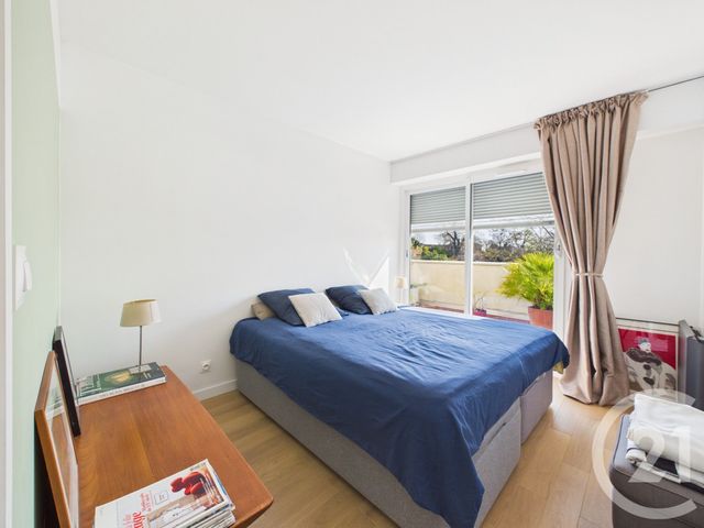 Appartement F4 à vendre - 4 pièces - 110.12 m2 - LE PLESSIS ROBINSON - 92 - ILE-DE-FRANCE - Century 21 Far Etoiles