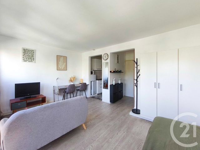 Appartement F1 à louer - 1 pièce - 25.07 m2 - FONTENAY AUX ROSES - 92 - ILE-DE-FRANCE - Century 21 Far Etoiles