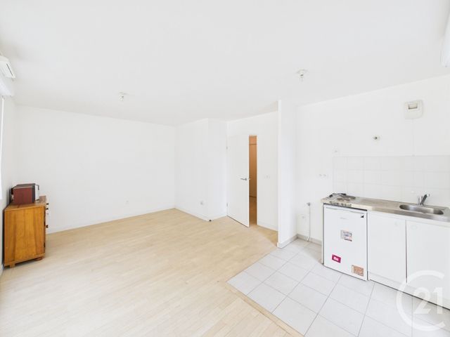 Appartement F1 à vendre - 1 pièce - 31.58 m2 - BAGNEUX - 92 - ILE-DE-FRANCE - Century 21 Far Etoiles