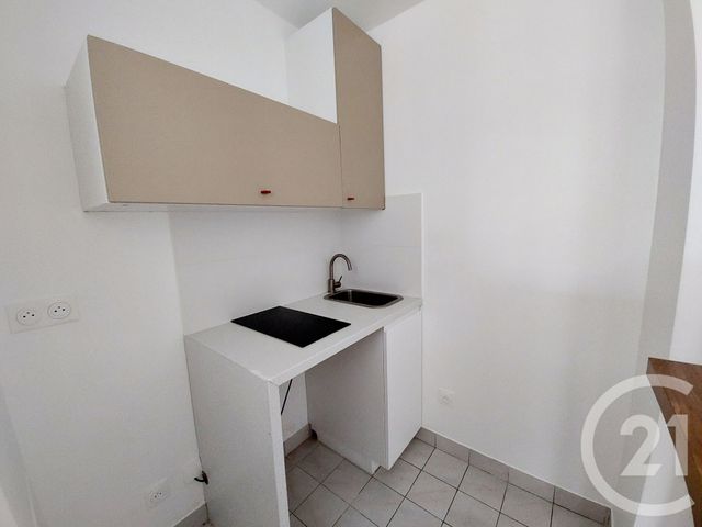 Appartement F1 à louer - 1 pièce - 24.66 m2 - FONTENAY AUX ROSES - 92 - ILE-DE-FRANCE - Century 21 Far Etoiles