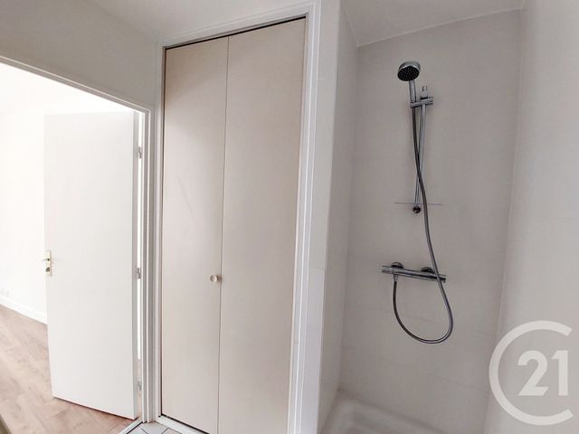 Appartement F1 à louer - 1 pièce - 24.66 m2 - FONTENAY AUX ROSES - 92 - ILE-DE-FRANCE - Century 21 Far Etoiles