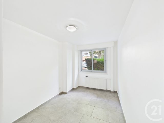 Appartement F3 à vendre - 3 pièces - 49.7 m2 - FONTENAY AUX ROSES - 92 - ILE-DE-FRANCE - Century 21 Far Etoiles