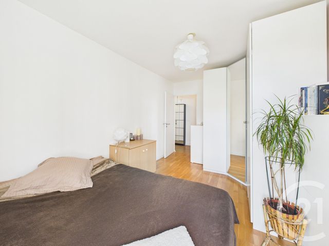 Appartement F3 à vendre - 3 pièces - 61.37 m2 - BAGNEUX - 92 - ILE-DE-FRANCE - Century 21 Far Etoiles