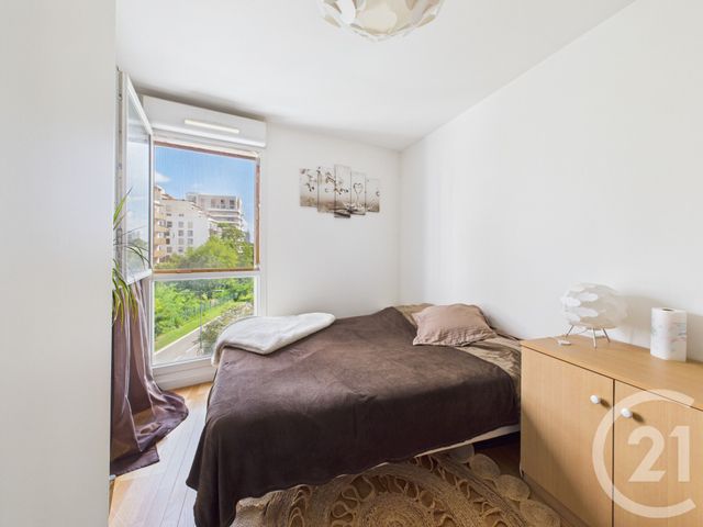 Appartement F3 à vendre - 3 pièces - 61.37 m2 - BAGNEUX - 92 - ILE-DE-FRANCE - Century 21 Far Etoiles