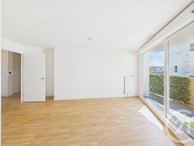 Appartement F3 à vendre - 3 pièces - 65.0 m2 - BAGNEUX - 92 - ILE-DE-FRANCE - Century 21 Far Etoiles