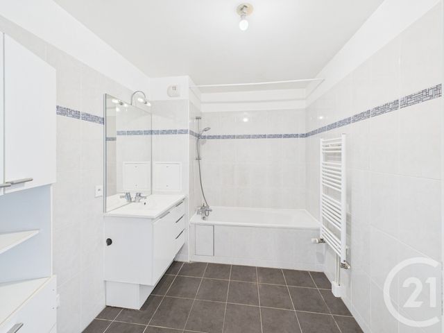 Appartement F3 à vendre - 3 pièces - 65.0 m2 - BAGNEUX - 92 - ILE-DE-FRANCE - Century 21 Far Etoiles