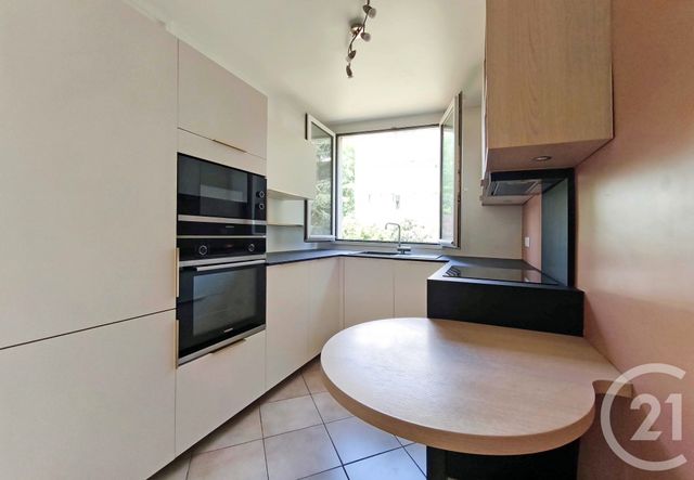 Appartement F3 à vendre - 3 pièces - 62.59 m2 - FONTENAY AUX ROSES - 92 - ILE-DE-FRANCE - Century 21 Far Etoiles