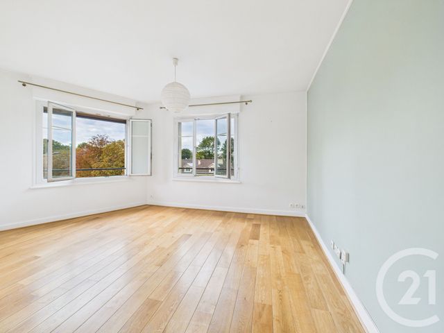 Appartement F4 à vendre - 4 pièces - 90.01 m2 - BAGNEUX - 92 - ILE-DE-FRANCE - Century 21 Far Etoiles