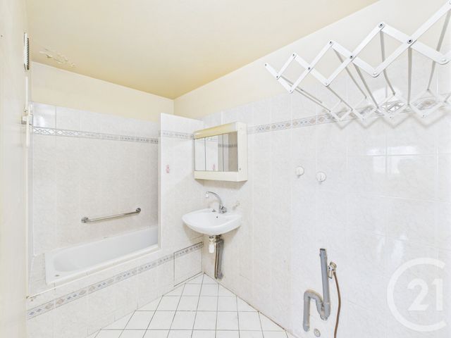 Appartement F3 à vendre - 3 pièces - 67.0 m2 - CACHAN - 94 - ILE-DE-FRANCE - Century 21 Far Etoiles