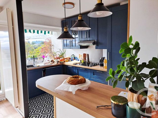 Appartement F3 à vendre - 3 pièces - 62.28 m2 - FONTENAY AUX ROSES - 92 - ILE-DE-FRANCE - Century 21 Far Etoiles