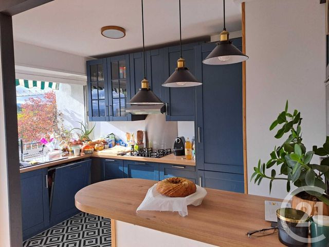 Appartement F3 à vendre - 3 pièces - 62.28 m2 - FONTENAY AUX ROSES - 92 - ILE-DE-FRANCE - Century 21 Far Etoiles