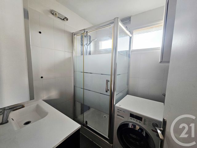 Appartement F3 à vendre - 3 pièces - 62.28 m2 - FONTENAY AUX ROSES - 92 - ILE-DE-FRANCE - Century 21 Far Etoiles