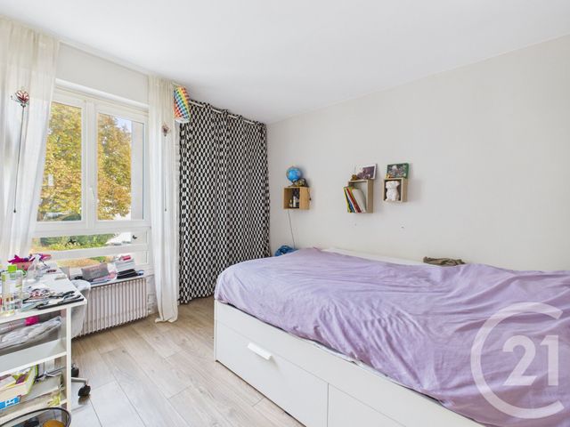 Appartement F3 à vendre - 3 pièces - 65.94 m2 - BAGNEUX - 92 - ILE-DE-FRANCE - Century 21 Far Etoiles