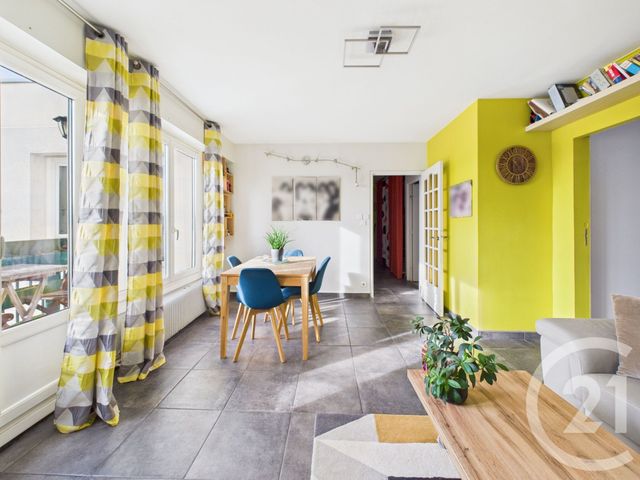 Appartement F3 à vendre - 3 pièces - 65.94 m2 - BAGNEUX - 92 - ILE-DE-FRANCE - Century 21 Far Etoiles