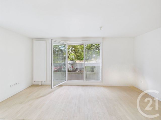 Appartement F1 à vendre - 1 pièce - 31.58 m2 - BAGNEUX - 92 - ILE-DE-FRANCE - Century 21 Far Etoiles