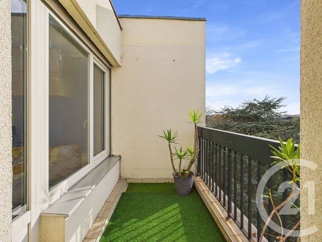 Appartement F3 à vendre - 3 pièces - 60.23 m2 - BAGNEUX - 92 - ILE-DE-FRANCE - Century 21 Far Etoiles