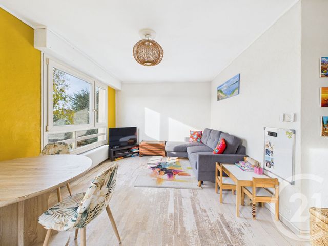 Appartement F3 à vendre - 3 pièces - 60.23 m2 - BAGNEUX - 92 - ILE-DE-FRANCE - Century 21 Far Etoiles