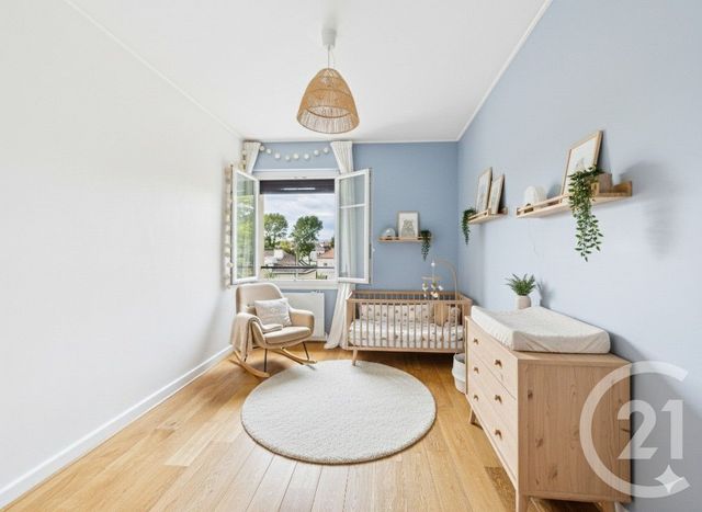 Appartement F5 à vendre - 5 pièces - 90.01 m2 - BAGNEUX - 92 - ILE-DE-FRANCE - Century 21 Far Etoiles