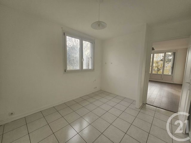 Appartement F3 à louer - 3 pièces - 54.19 m2 - LE PLESSIS ROBINSON - 92 - ILE-DE-FRANCE - Century 21 Far Etoiles
