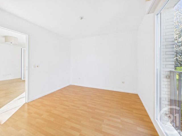 Appartement F2 à vendre - 2 pièces - 46.25 m2 - BAGNEUX - 92 - ILE-DE-FRANCE - Century 21 Far Etoiles