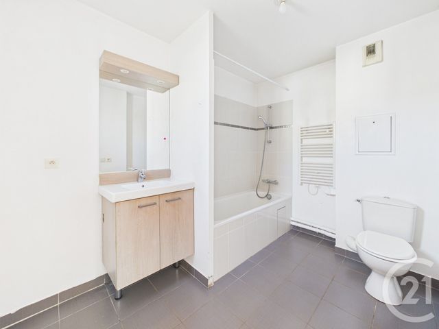 Appartement F2 à vendre - 2 pièces - 46.25 m2 - BAGNEUX - 92 - ILE-DE-FRANCE - Century 21 Far Etoiles