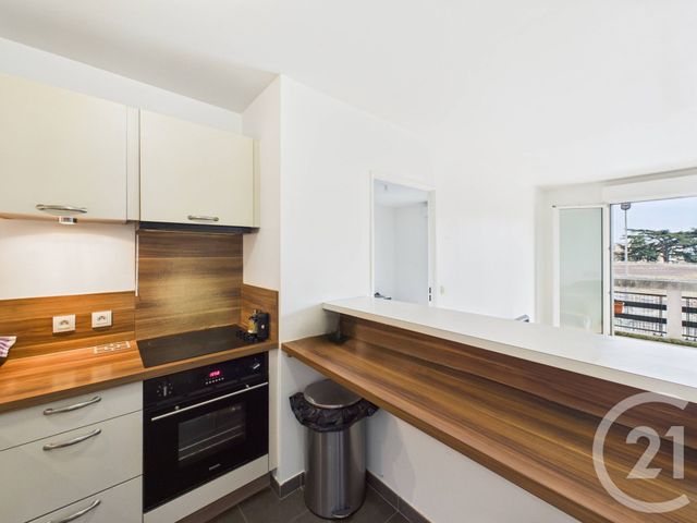 Appartement F2 à vendre - 2 pièces - 42.72 m2 - CHATILLON - 92 - ILE-DE-FRANCE - Century 21 Far Etoiles