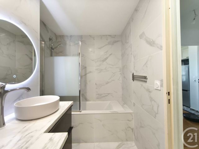 Appartement F3 à louer - 3 pièces - 56.73 m2 - FONTENAY AUX ROSES - 92 - ILE-DE-FRANCE - Century 21 Far Etoiles