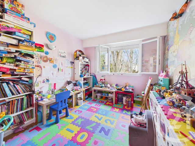 Appartement F3 à vendre - 3 pièces - 67.24 m2 - FONTENAY AUX ROSES - 92 - ILE-DE-FRANCE - Century 21 Far Etoiles