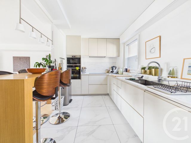 Appartement F4 à vendre - 4 pièces - 110.12 m2 - LE PLESSIS ROBINSON - 92 - ILE-DE-FRANCE - Century 21 Far Etoiles