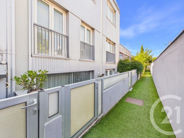 Appartement Duplex à vendre - 3 pièces - 54.05 m2 - BAGNEUX - 92 - ILE-DE-FRANCE - Century 21 Far Etoiles