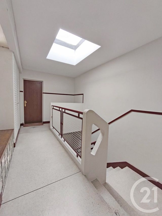 Appartement F4 à vendre - 4 pièces - 73.58 m2 - CLAMART - 92 - ILE-DE-FRANCE - Century 21 Far Etoiles
